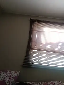 queenxdede online show from June 2026 01:16:02 PM