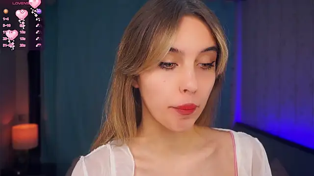 FannyHewson online show from November 2025 08:09:02 PM