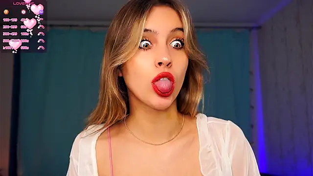 FannyHewson online show from November 2025 08:12:01 PM