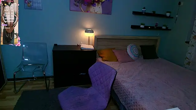 Snapshot of KairaFantasyy chatting on December 2024 05:44:02 PM KairaFantasyy online show from December 2024 05:44:02 PM