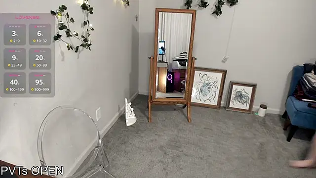 Peaches N Kreme online show from January 2026 02:59:02 AM