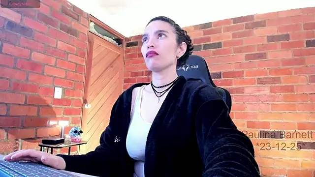 paulinabarnett- online show from December 2025 08:57:01 AM