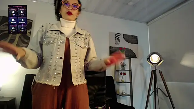paulinabarnett- online show from February 2025 11:53:01 AM