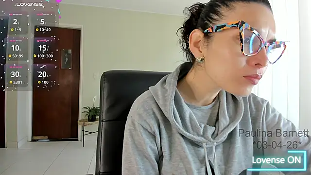 paulinabarnett- online show from April 2026 02:34:01 PM