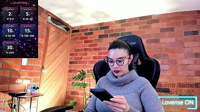 paulinabarnett- online show from December 2025 03:49:02 AM