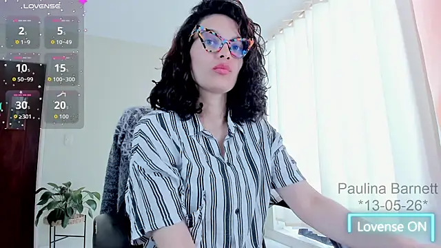 paulinabarnett- online show from May 2026 04:58:01 PM