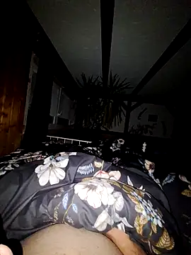 schlonzi81 online show from December 2024 10:25:01 PM