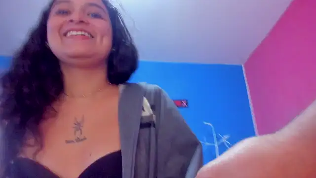 JustiinJazmin online show from November 2025 09:51:01 PM