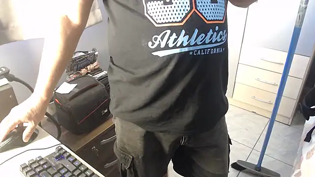 pepepaty online show from March 2026 04:45:01 PM