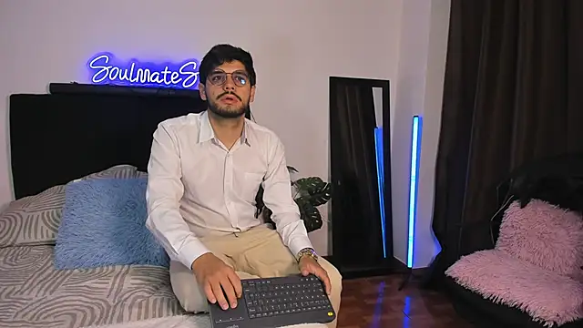 -soulmate-s online show from April 2026 03:24:02 PM