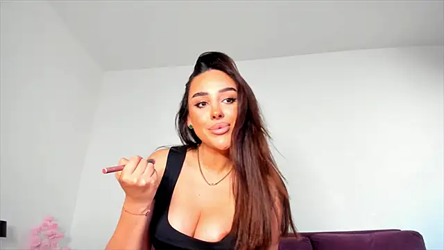 hornyemma   online show from May 2026 08:11:02 AM