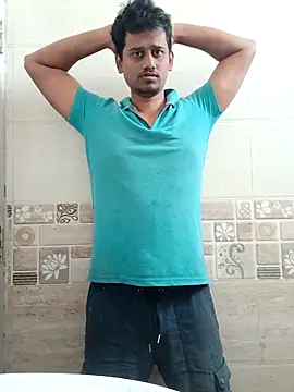 Long Laster online show from December 2025 03:39:01 AM