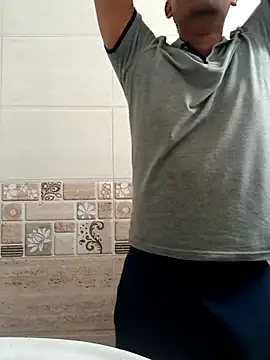 Long Laster online show from September 2025 04:16:01 AM