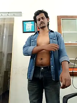 Long Laster online show from February 2025 12:12:01 PM