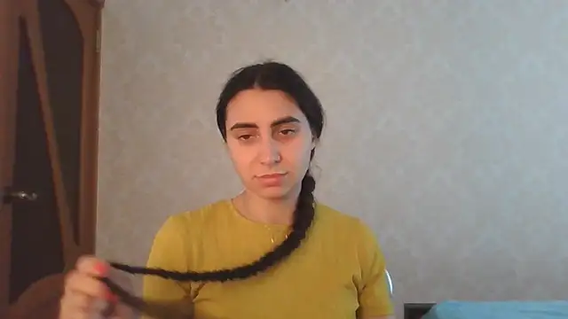 Snapshot of Kashtanka_ chatting on May 2026 08:01:01 AM Kashtanka online show from May 2026 08:01:01 AM