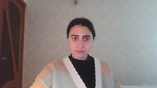Snapshot of Kashtanka_ chatting on May 2026 07:02:02 AM Kashtanka online show from May 2026 07:02:02 AM