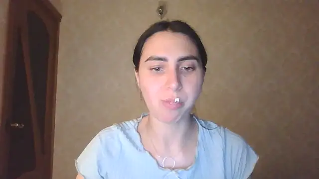Snapshot of Kashtanka_ chatting on June 2026 07:48:02 PM Kashtanka online show from June 2026 07:48:02 PM