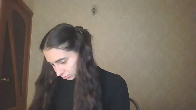 Snapshot of Kashtanka_ chatting on May 2026 06:28:02 PM Kashtanka online show from May 2026 06:28:02 PM