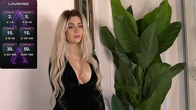 Kylie Benton online show from November 2025 05:55:02 AM