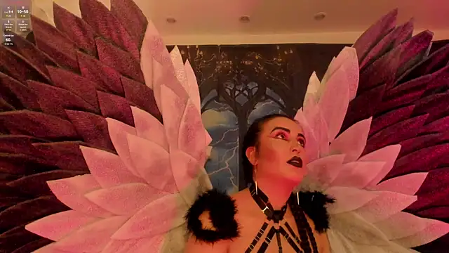 MeliizaQueen online show from October 2025 05:35:02 PM