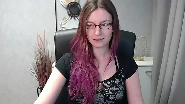 emmaxDelight online show from January 2025 07:42:02 AM
