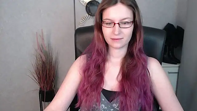 emmaxDelight online show from February 2025 06:40:01 AM