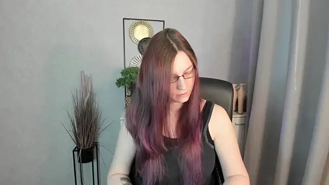 emmaxDelight online show from March 2026 07:28:01 AM