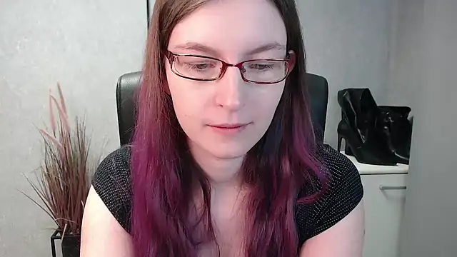 emmaxDelight online show from February 2025 10:16:02 AM