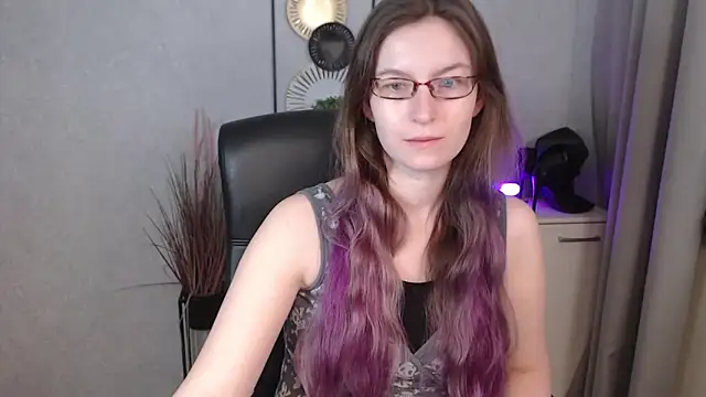 emmaxDelight online show from September 2025 05:25:01 AM