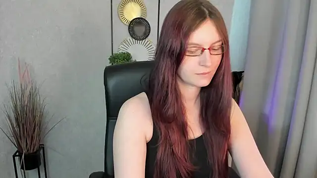 Snapshot of emmaxDelight chatting on June 2026 05:29:02 AM emmaxDelight online show from June 2026 05:29:02 AM