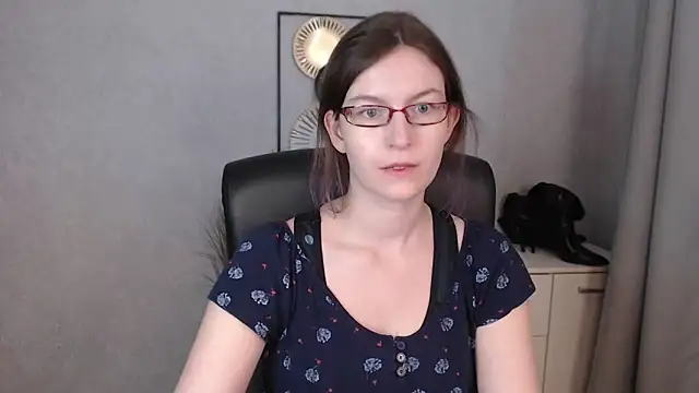 emmaxDelight online show from September 2025 05:19:02 AM