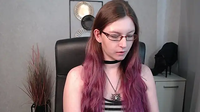emmaxDelight online show from March 2025 10:39:01 AM