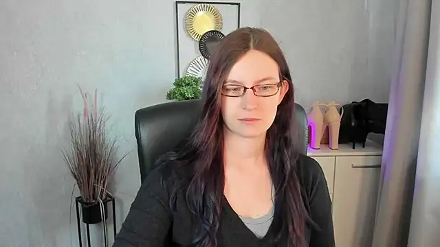 Snapshot of emmaxDelight chatting on July 2026 05:36:01 AM emmaxDelight online show from July 2026 05:36:01 AM