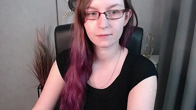 emmaxDelight online show from January 2025 01:11:01 PM