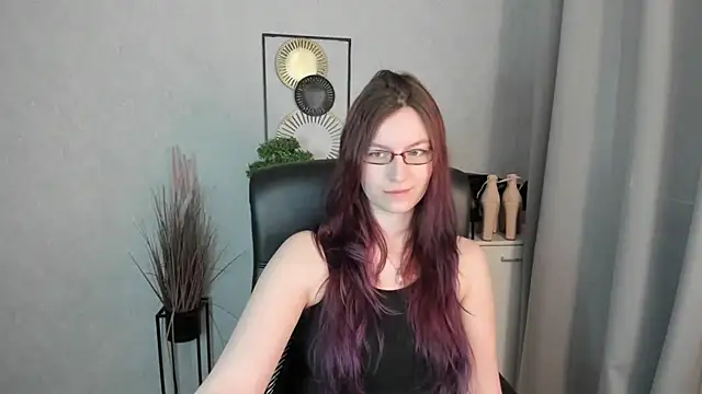 emmaxDelight online show from March 2026 06:24:02 AM