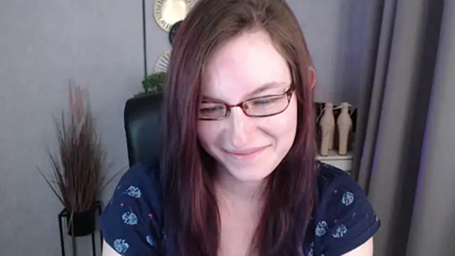 emmaxDelight online show from March 2026 06:54:01 PM