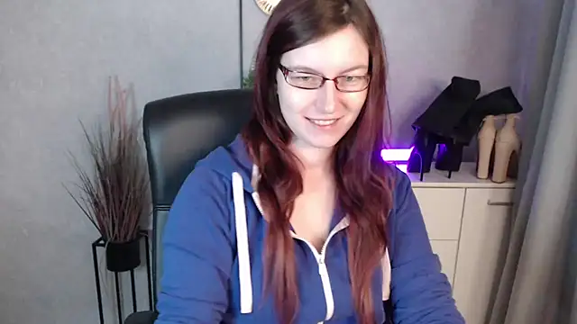 Snapshot of emmaxDelight chatting on February 2026 06:35:02 AM emmaxDelight online show from February 2026 06:35:02 AM