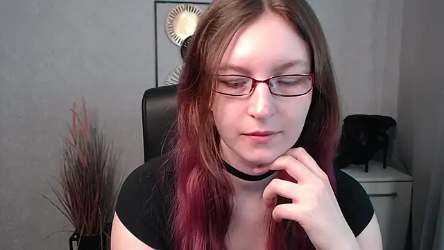 emmaxDelight online show from March 2025 06:39:01 AM