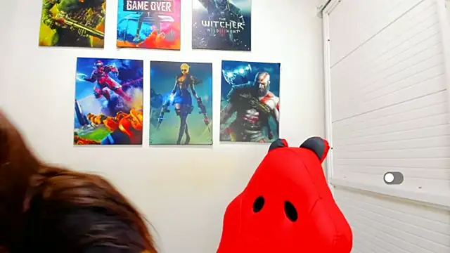 victoria love89 online show from April 2026 02:41:01 AM