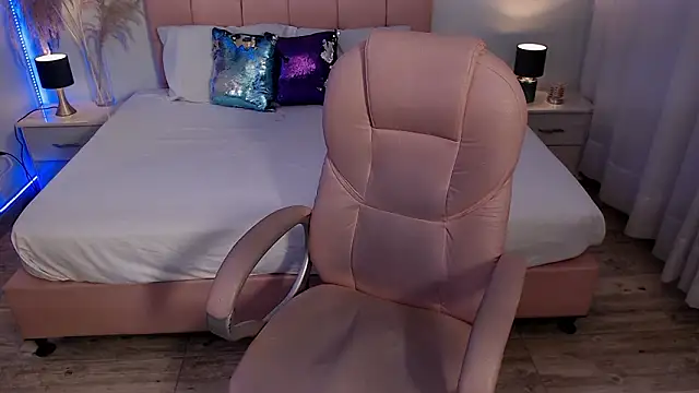 zoe jones13 online show from March 2026 03:10:02 AM