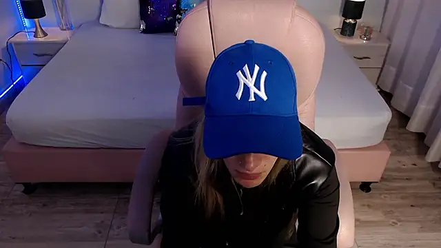 zoe jones13 online show from March 2026 03:14:01 AM