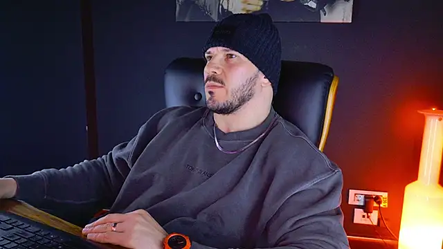 AngeloEric online show from January 2025 05:37:02 PM