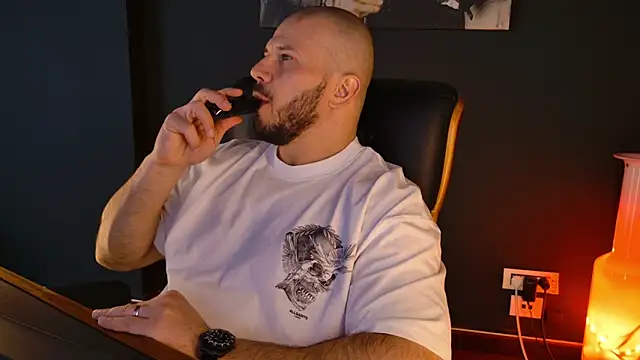 AngeloEric online show from February 2026 11:32:01 AM