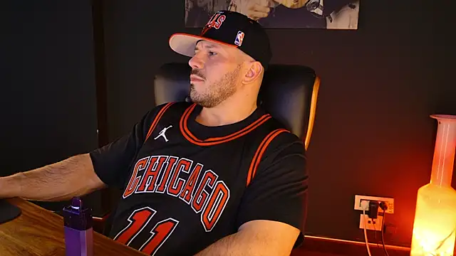 AngeloEric online show from January 2026 01:48:01 PM