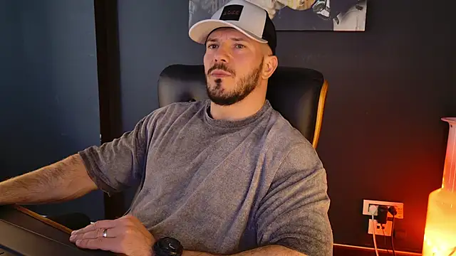 AngeloEric online show from March 2026 09:35:01 AM