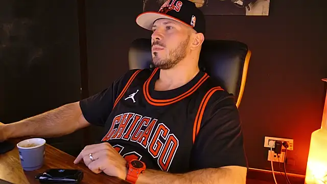 AngeloEric online show from December 2025 02:06:02 PM