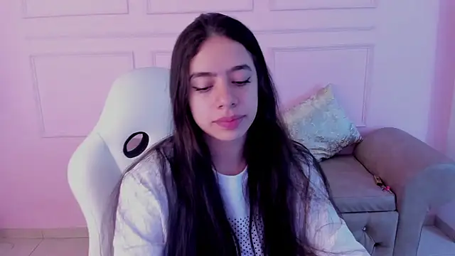 zoe turnner 18 online show from October 2025 11:55:01 AM