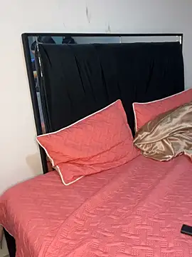 lilithTeen1  online show from November 2025 03:00:02 AM