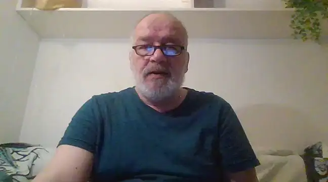 Snapshot of Belko7 chatting on January 2025 05:40:01 PM Belko7 online show from January 2025 05:40:01 PM