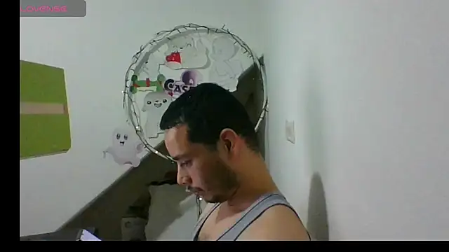 Snapshot of Gasparin32 chatting on June 2026 01:44:02 AM Gasparin32 online show from June 2026 01:44:02 AM